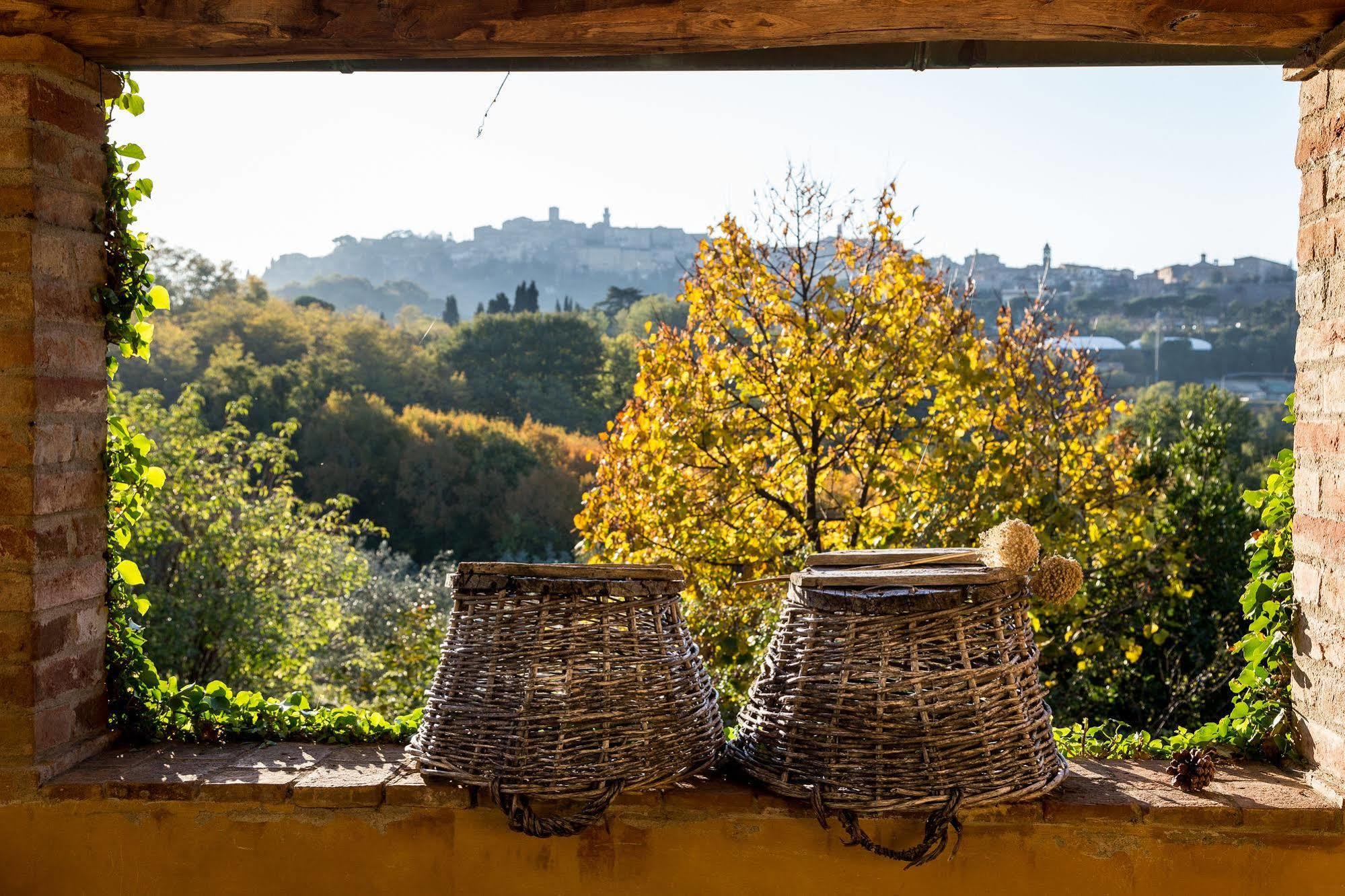 Fattoria San Martino Hotel Montepulciano Stazione Buitenkant foto